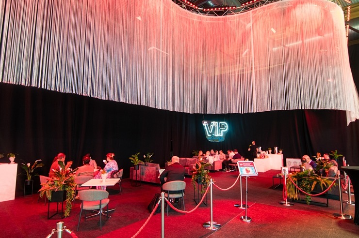 Ķīpsalā norit Baltijas lielākā pārtikas industrijas izstāde «Riga Food 2025», kurai ir jau 30 gadu dzimšanas diena. Foto: Ieva Makare Ķīpsalā norit Baltijas lielākā pārtikas industrijas izstāde «Riga Food 2025», kurai ir jau 30 gadu dzimšanas diena. Foto: Ieva Makare 376412