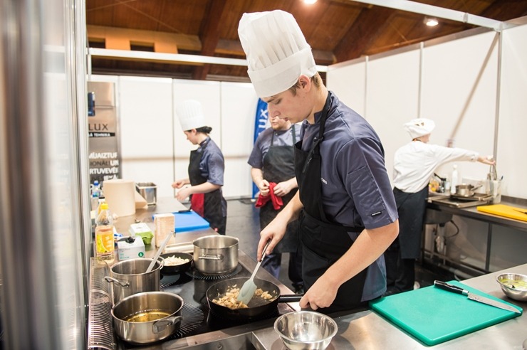 Ķīpsalā norit Baltijas lielākā pārtikas industrijas izstāde «Riga Food 2025», kurai ir jau 30 gadu dzimšanas diena. Foto: Ieva Makare Ķīpsalā norit Baltijas lielākā pārtikas industrijas izstāde «Riga Food 2025», kurai ir jau 30 gadu dzimšanas diena. Foto: Ieva Makare 376427