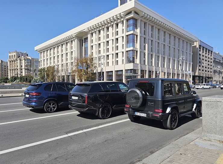 Atceļā uz Latviju vienu diennakti pavadām Ukrainas galvaspilsētā. Sadarbībā ar SIXT 376601