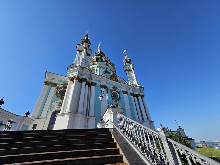 Atceļā uz Latviju vienu diennakti pavadām Ukrainas galvaspilsētā. Sadarbībā ar SIXT 376609