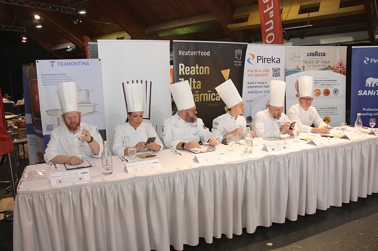 Prestižo kulinārijas konkursa «Bocuse dOr Latvia 2025» balvu iegūst šefpavārs Dinārs Zvirgzdiņš 376823