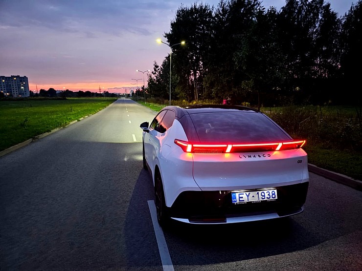 Apceļojam Rīgu ar elektrisko vāģi «Lynk & Co 02» no Ķīnas, ko Latvijā pārstāv «Mūsa Motors Rīga» Apceļojam Rīgu ar elektrisko vāģi «Lynk & Co 02» no Ķīnas, ko Latvijā pārstāv «Mūsa Motors Rīga» 376903