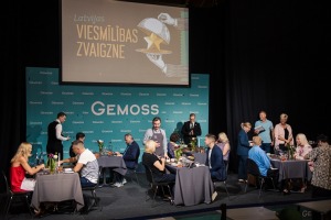 Izstādē «RigaFood 2025» uz Gemoss skatuves noteica viesmīļu konkursa «Latvijas viesmīlības zvaigzne» uzvarētāju - Juris Semjonovs - Foto