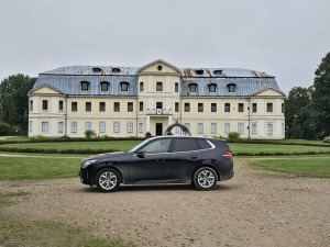 Sadarbībā ar auto nomu «SIXT Latvija» apceļojam Latviju - Krāslavas pils 4