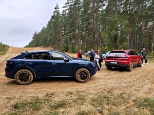 Travelnews.lv piedalās jaudīgā «Porsche Off-Road Experience» pasākumā, kas notiek sporta kompleksā «333» 4