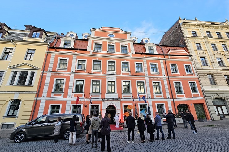 Ar grandiozu pasākumu «Four Senses of Nature» pēc renovācijas piesakās Vecrīgas 5 zvaigžņu viesnīca «Pullman Riga Old Town Hotel» 377814