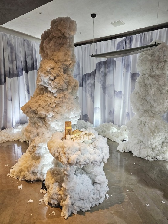 Ar grandiozu pasākumu «Four Senses of Nature» pēc renovācijas piesakās Vecrīgas 5 zvaigžņu viesnīca «Pullman Riga Old Town Hotel» 377829