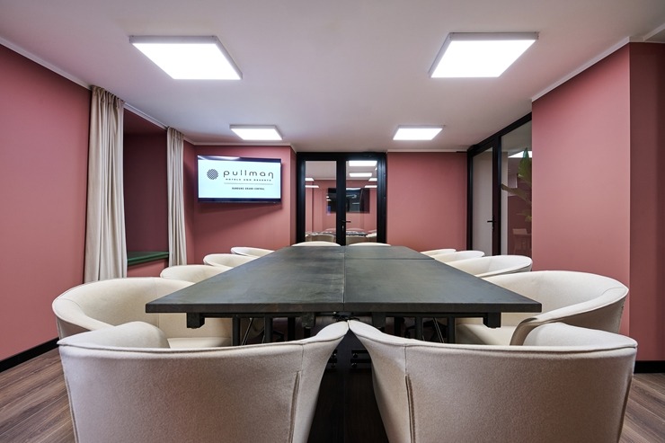 Skati Vecrīgas viesnīcas «Pullman Riga Old Town Hotel» telpas un jauno dizainu pēc renovācijas 377908