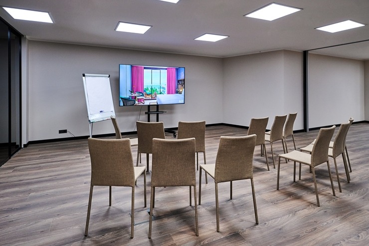 Skati Vecrīgas viesnīcas «Pullman Riga Old Town Hotel» telpas un jauno dizainu pēc renovācijas 377915