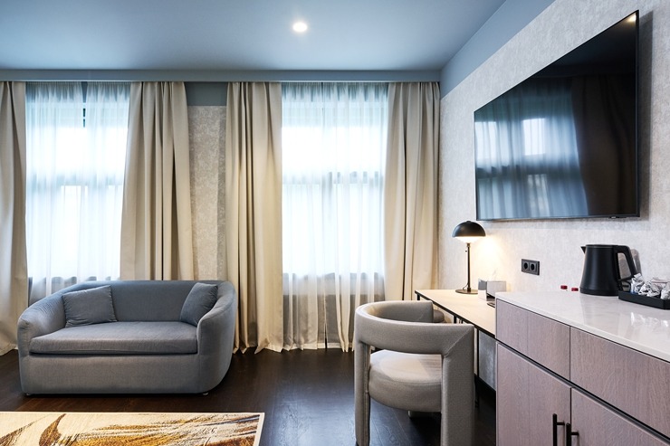 Skati Vecrīgas viesnīcas «Pullman Riga Old Town Hotel» telpas un jauno dizainu pēc renovācijas 377942