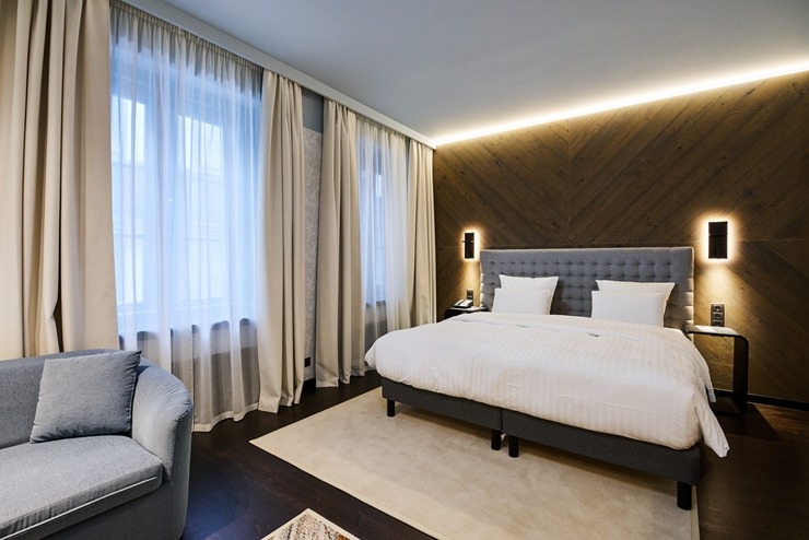 Skati Vecrīgas viesnīcas «Pullman Riga Old Town Hotel» telpas un jauno dizainu pēc renovācijas 377947