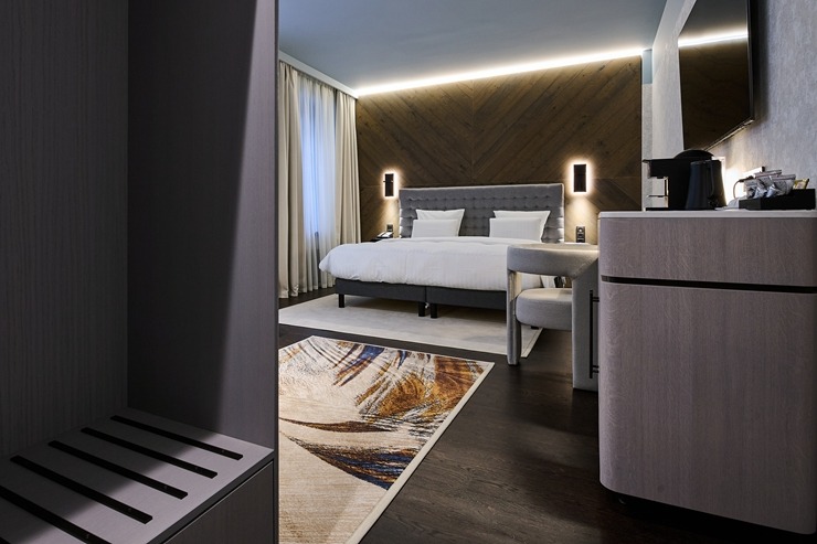 Skati Vecrīgas viesnīcas «Pullman Riga Old Town Hotel» telpas un jauno dizainu pēc renovācijas 377951