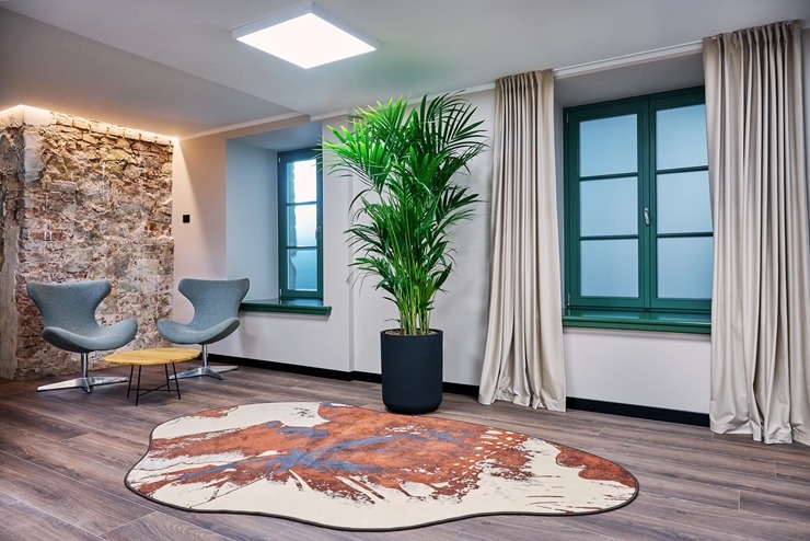 Skati Vecrīgas viesnīcas «Pullman Riga Old Town Hotel» telpas un jauno dizainu pēc renovācijas 377905