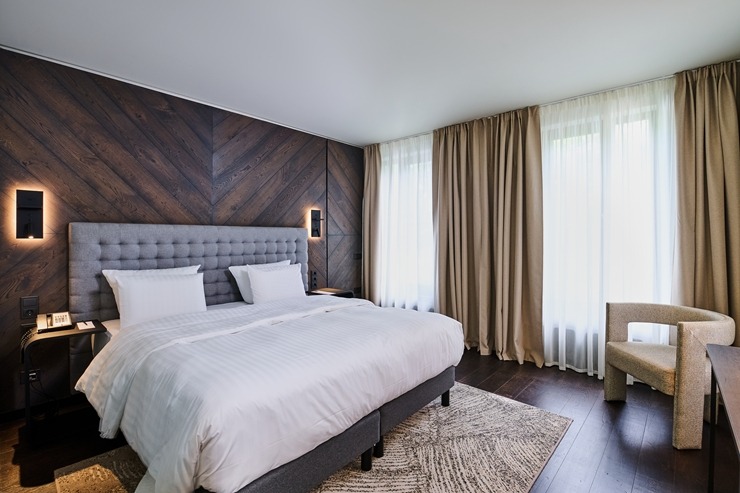 Skati Vecrīgas viesnīcas «Pullman Riga Old Town Hotel» telpas un jauno dizainu pēc renovācijas 377970