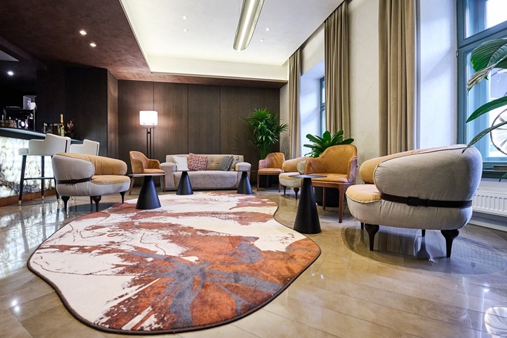 Skati Vecrīgas viesnīcas «Pullman Riga Old Town Hotel» telpas un jauno dizainu pēc renovācijas 377980