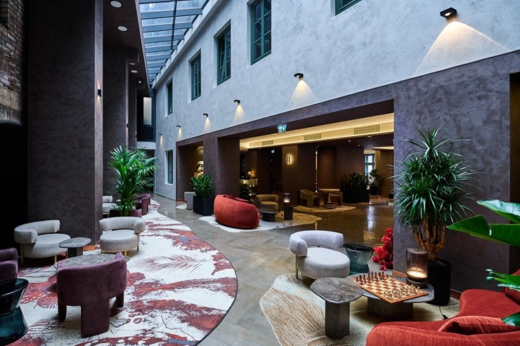 Skati Vecrīgas viesnīcas «Pullman Riga Old Town Hotel» telpas un jauno dizainu pēc renovācijas 377982
