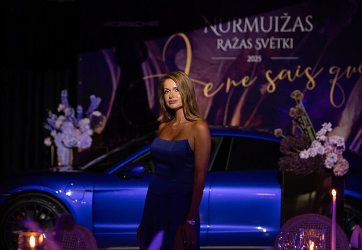 Eleganti, gardi un ar pārsteigumiem tiek svinēti «Nurmuižas Ražas svētki 2025». Foto: Kaspars Dobrovolskis 378173