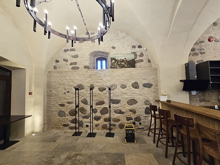 Apmeklējam Mētaguses muižas kompleksu, restorānu «Rosen» un spa viesnīcu «Von Roden spa». Sadarbībā «Active Travel» un Idaviru 378692
