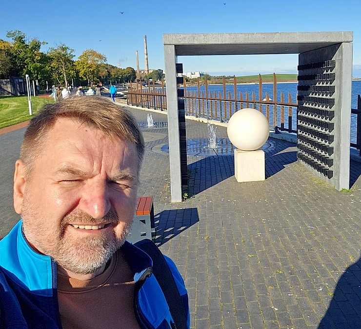 Apmeklējam kādreiz (PSRS) slēgto Igaunijas pilsētu Sillamē Baltijas jūras krastā. Sadarbībā «Active Travel» un Idaviru Apmeklējam kādreiz (PSRS) slēgto Igaunijas pilsētu Sillamē Baltijas jūras krastā. Sadarbībā «Active Travel» un Idaviru 378761