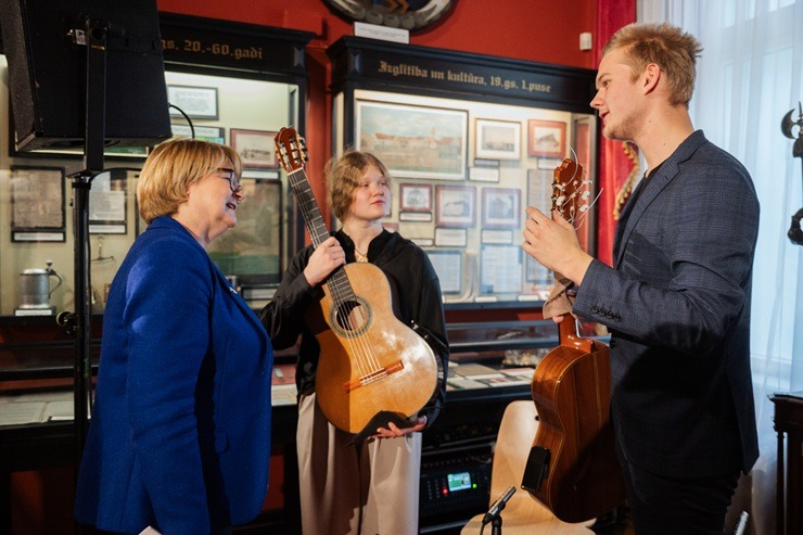 Parakstīts sadarbības memorands starp Liepāja 2027, Lielbritānijas vēstniecību Latvijā un British Council 378876