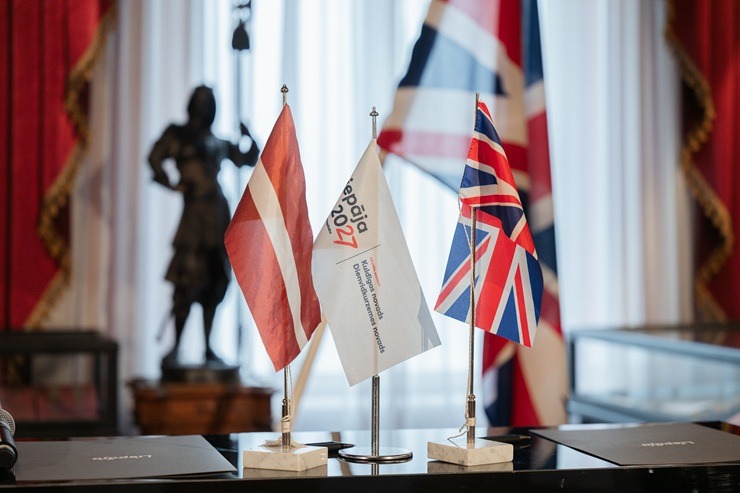 Parakstīts sadarbības memorands starp Liepāja 2027, Lielbritānijas vēstniecību Latvijā un British Council 378865