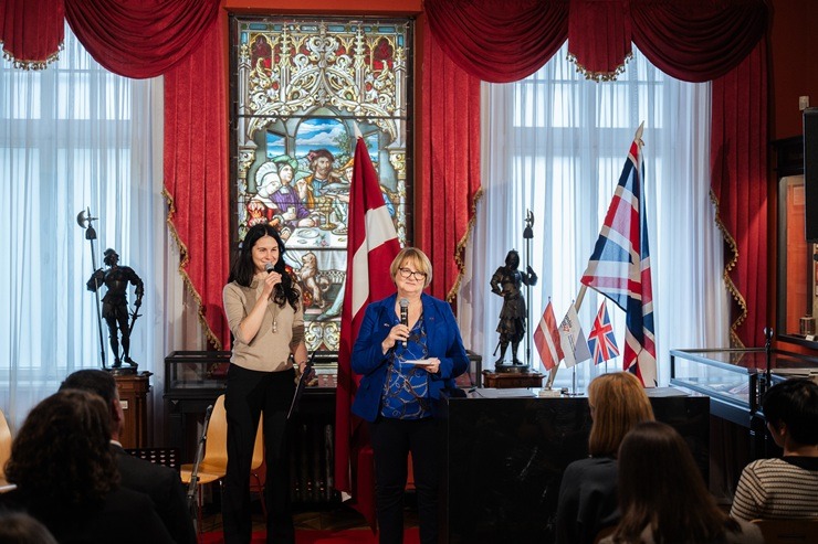 Parakstīts sadarbības memorands starp Liepāja 2027, Lielbritānijas vēstniecību Latvijā un British Council 378870