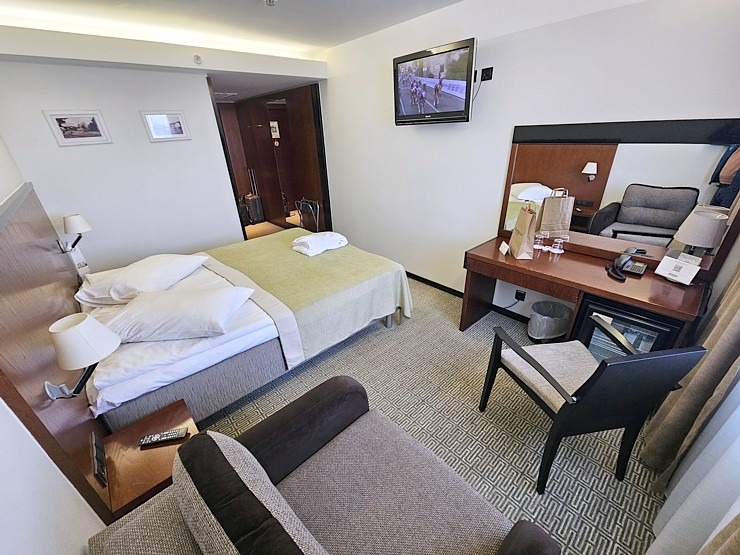 Apmeklējam un nakšnojam Narvas viesnīcā «Meresuu Spa & Hotel». Sadarbībā ar «Active Travel» un Idaviru Apmeklējam un nakšnojam Narvas viesnīcā «Meresuu Spa & Hotel». Sadarbībā ar «Active Travel» un Idaviru 379043