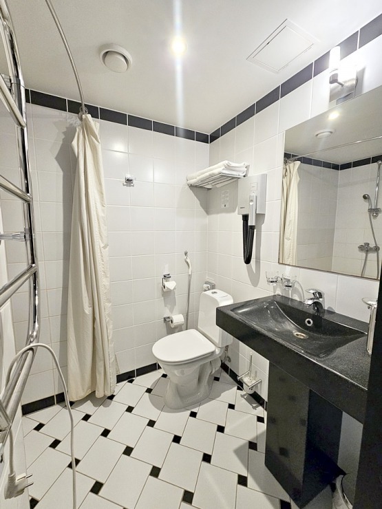 Apmeklējam un nakšnojam Narvas viesnīcā «Meresuu Spa & Hotel». Sadarbībā ar «Active Travel» un Idaviru Apmeklējam un nakšnojam Narvas viesnīcā «Meresuu Spa & Hotel». Sadarbībā ar «Active Travel» un Idaviru 379046