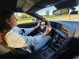 Ar jauno «MG Cyberster» viss ir citādi - braukšanas prieks un burvīgas emocijas. Sadarbībā ar auto centru AutoBrava 8
