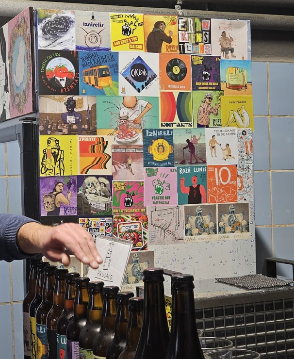 Degustējam Jūrmalas amatniecības alus darītavas « Prusaks » produkciju un viesmīlību. Sadarbībā ar VisitJurmala.lv Degustējam Jūrmalas amatniecības alus darītavas « Prusaks » produkciju un viesmīlību. Sadarbībā ar VisitJurmala.lv 379353
