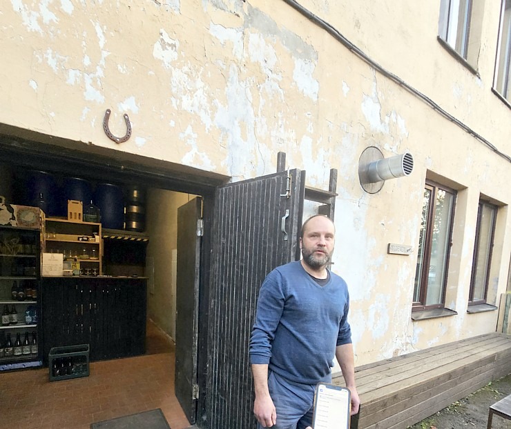 Degustējam Jūrmalas amatniecības alus darītavas « Prusaks » produkciju un viesmīlību. Sadarbībā ar VisitJurmala.lv Degustējam Jūrmalas amatniecības alus darītavas « Prusaks » produkciju un viesmīlību. Sadarbībā ar VisitJurmala.lv 379364