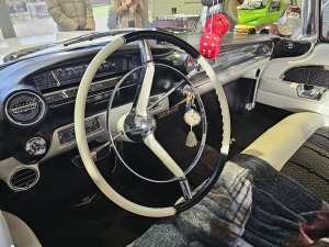 Apmeklējam Milzkalnes «Classic Car & Motorcycle Garage» muzeju Tukuma novadā 18