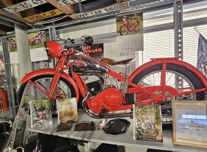 Apmeklējam Milzkalnes «Classic Car & Motorcycle Garage» muzeju Tukuma novadā 29
