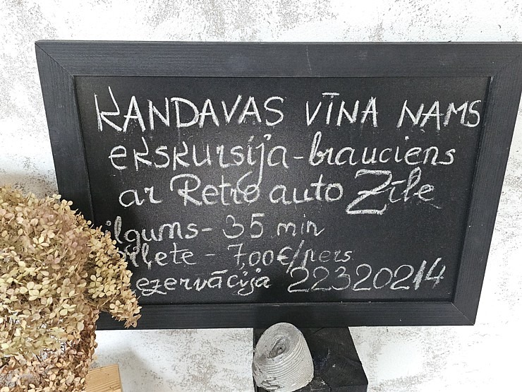 «Kandavas vīna nams» piedāvā izbraucienus ar retro auto «Zīle» – 12 vietīgu auto audio gida pavadījumā «Kandavas vīna nams» piedāvā izbraucienus ar retro auto «Zīle» – 12 vietīgu auto audio gida pavadījumā 379936