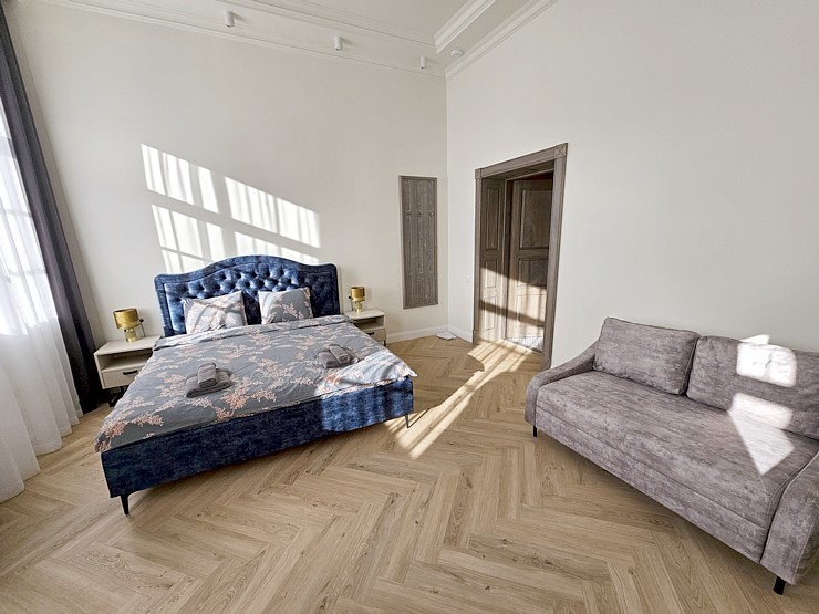 Apmeklējam Vārves muižas kompleksu Ventas krastā Ventspils novadā  Apmeklējam Vārves muižas kompleksu Ventas krastā Ventspils novadā 380075