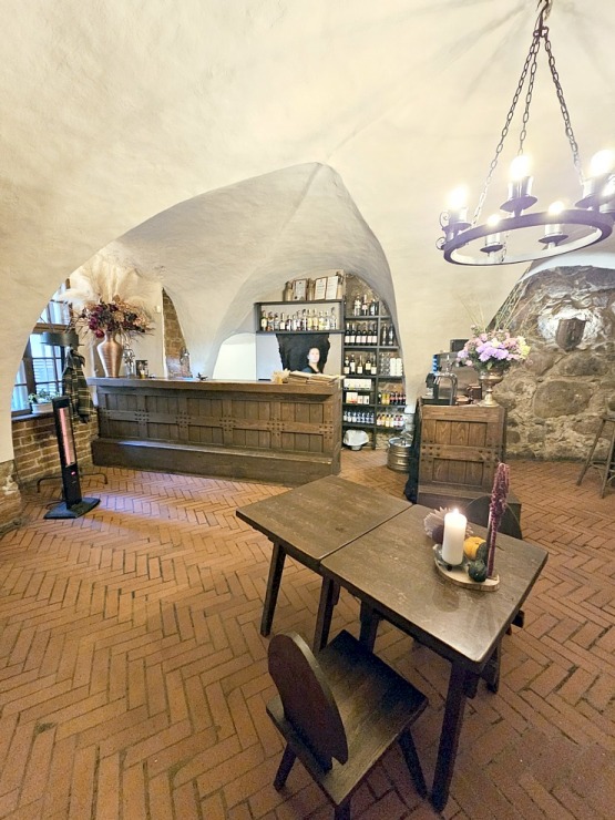 Izbaudām Jaunpils pils kroga pusdienu piedāvājumu Tukuma novadā  Izbaudām Jaunpils pils kroga pusdienu piedāvājumu Tukuma novadā 380154