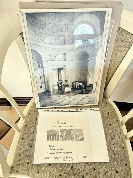 Iepazīstam klasicisma stila Jaunauces pili Saldus novadā 380254