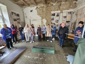 Iepazīstam klasicisma stila Jaunauces pili Saldus novadā 42