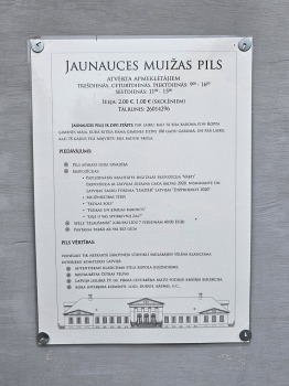 Iepazīstam klasicisma stila Jaunauces pili Saldus novadā 52