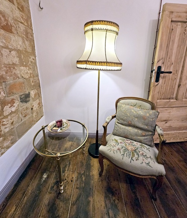 Travelnews.lv divas naktis nakšņo Kuldīgas dizaina viesnīcas « Sīmanis » apartamentos 380302