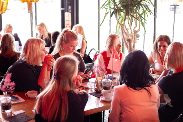 Latvijas ceļojumu aģenti satiekas «Coral Travel Latvia» rīkotā pasākumā ««Turcija Roadshow 2026». Foto: Ksenija Smurjakova Latvijas ceļojumu aģenti satiekas «Coral Travel Latvia» rīkotā pasākumā ««Turcija Roadshow 2026». Foto: Ksenija Smurjakova 380427