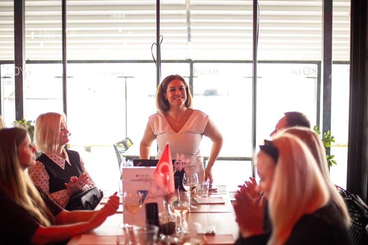 Latvijas ceļojumu aģenti satiekas «Coral Travel Latvia» rīkotā pasākumā ««Turcija Roadshow 2026». Foto: Ksenija Smurjakova Latvijas ceļojumu aģenti satiekas «Coral Travel Latvia» rīkotā pasākumā ««Turcija Roadshow 2026». Foto: Ksenija Smurjakova 380411