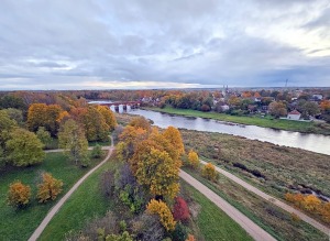 Pēcpusdienas pastaigā iepazīstam UNESCO Pasaules mantojuma sarakstā iekļauto Kuldīgu 10