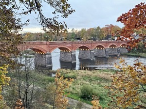 Pēcpusdienas pastaigā iepazīstam UNESCO Pasaules mantojuma sarakstā iekļauto Kuldīgu 7