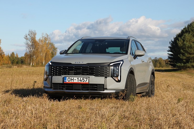 Sadarbībā ar auto nomu «SIXT Latvija» apceļojam Latviju - Kia Sportage no 28 eiro dienā 380649