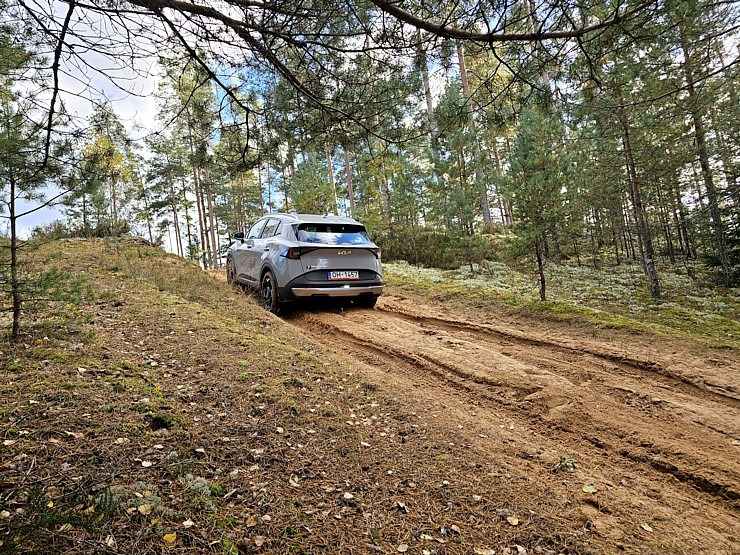 Sadarbībā ar auto nomu «SIXT Latvija» apceļojam Latviju - Kia Sportage no 28 eiro dienā 380662