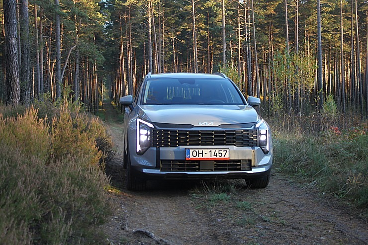 Sadarbībā ar auto nomu «SIXT Latvija» apceļojam Latviju - Kia Sportage no 28 eiro dienā 380675