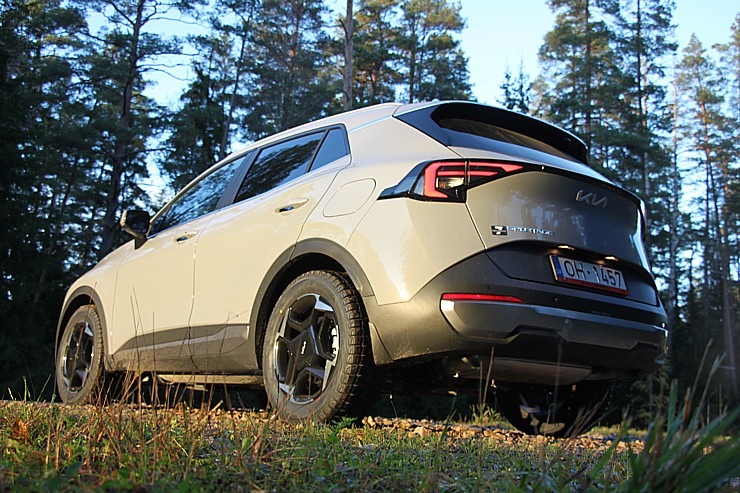 Sadarbībā ar auto nomu «SIXT Latvija» apceļojam Latviju - Kia Sportage no 28 eiro dienā 380678