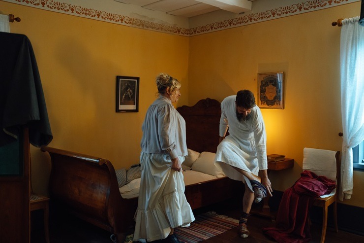 Tā dzīro Leģendu naktī Turaidā 380730