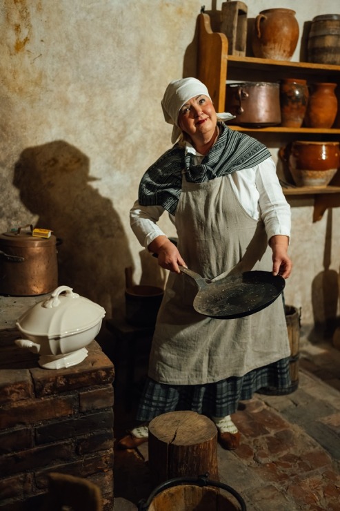 Tā dzīro Leģendu naktī Turaidā 380736